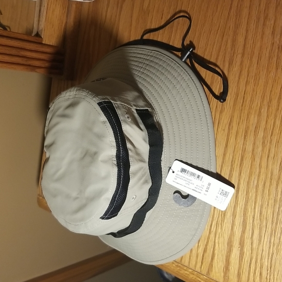 ADIDAS BUCKET HAT - Picture 6 of 9